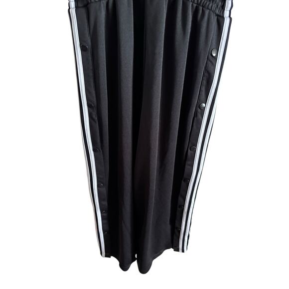 Limited Edition adidas Women's 3 Stripes Cropped Leg Snap Romper Jumpsuit M - Picture 3 of 8